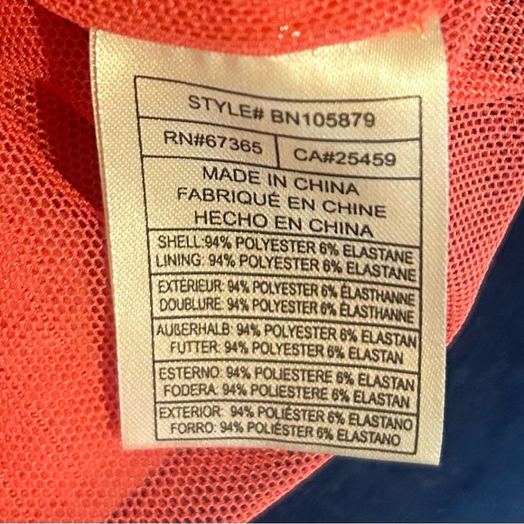 Aysha women’s black fitted dress. Sz 0. NWT. Ruffle at bottom hem. Scoop neck. - Picture 7 of 9